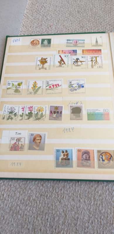 GERMANY-BERLIN VALUABLE UNMOUNTED MINT COLLECTION + USED-READ BELOW